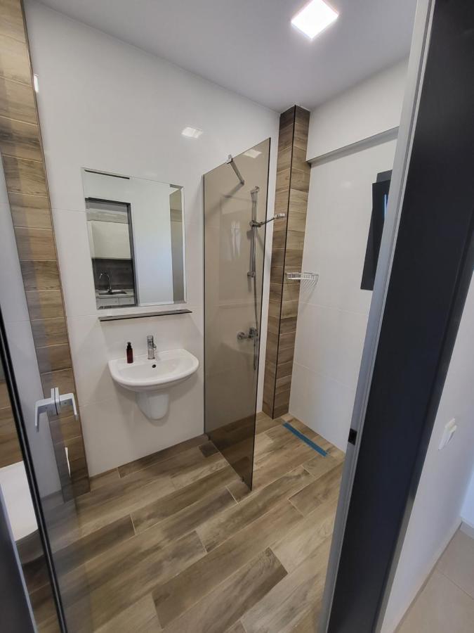 Radina Family Aparthotel Kallithea  Екстериор снимка