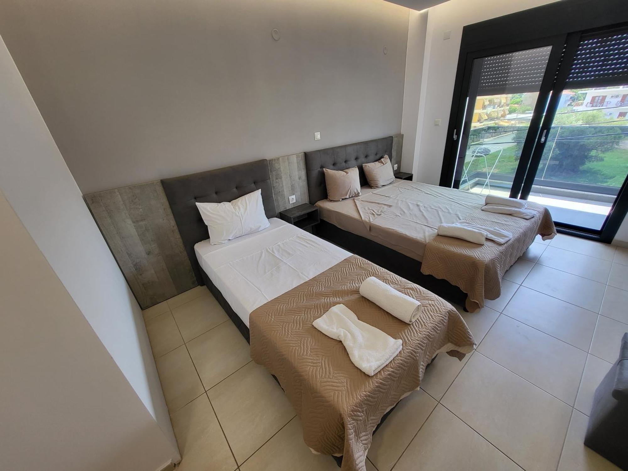 Radina Family Aparthotel Kallithea  Екстериор снимка